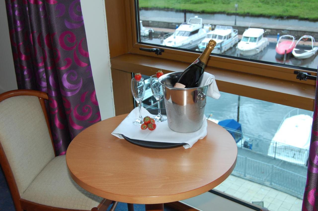 Leitrim Marina Hotel Carrick on Shannon Dış mekan fotoğraf