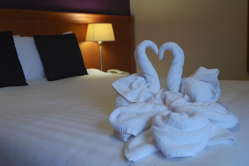 Leitrim Marina Hotel Carrick on Shannon Dış mekan fotoğraf